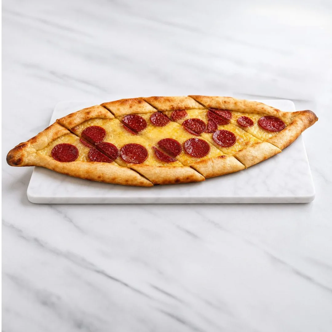 Sucuklu Pide